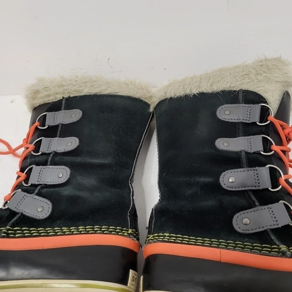 Sorel Waterproof Winter Boot Size 5 - Picture 7 of 10